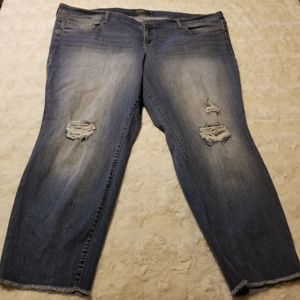 Torrid Jeans Women Size 26 Premium Denim Boyfriend Jeans Plus Distressed